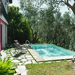 Casa vacanze Retreat With Among Olive Trees In Lerici *