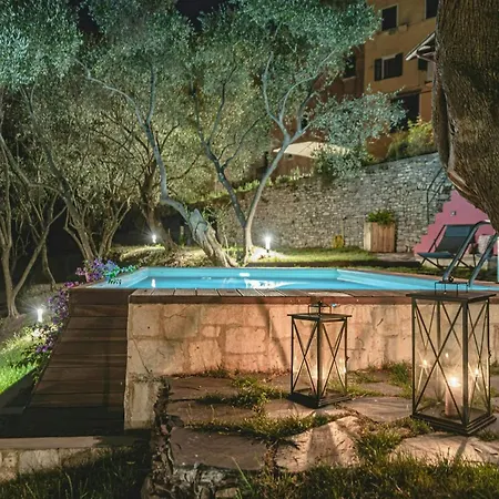 度假居 Retreat With Among Olive Trees In Lerici 费亚斯切利诺