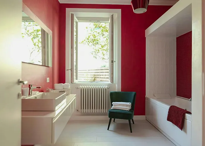 Retreat With Among Olive Trees In Lerici Fiascherino